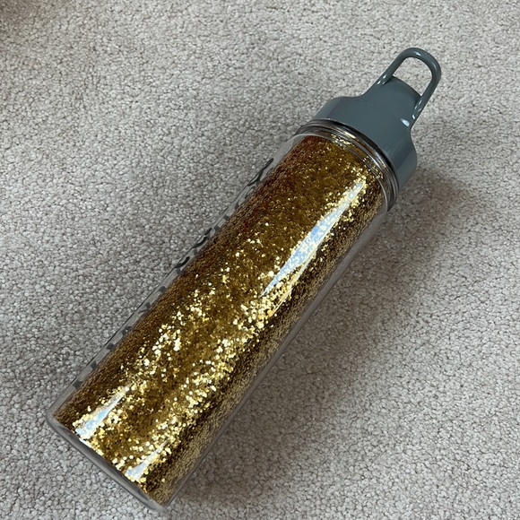 Brittany water bottle NWT - Picture 4 of 9